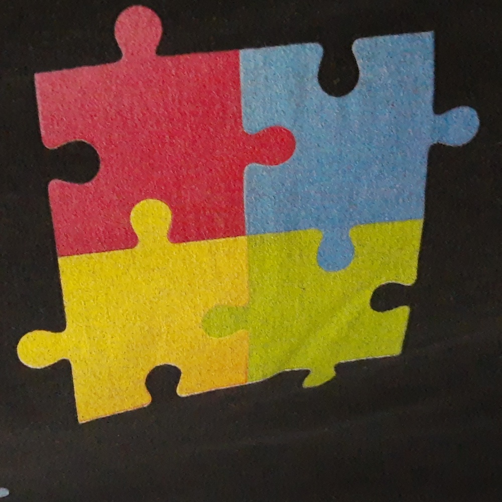 Embrace Differences Autism Awareness Distressed Graphics XL Black 100% Cotton - Picture 5 of 7
